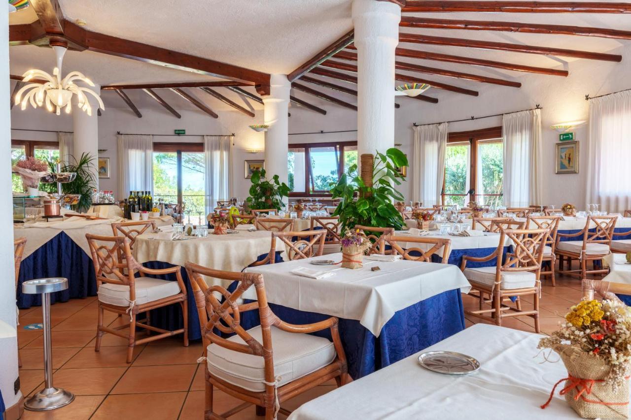 באיה סרדיניה Hotel Punta Est מראה חיצוני תמונה
