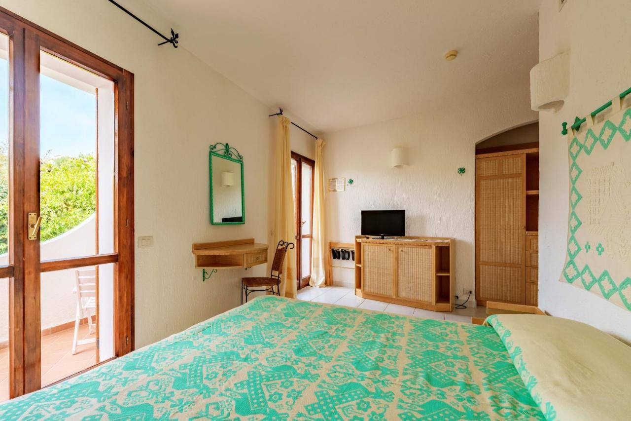 באיה סרדיניה Hotel Punta Est מראה חיצוני תמונה