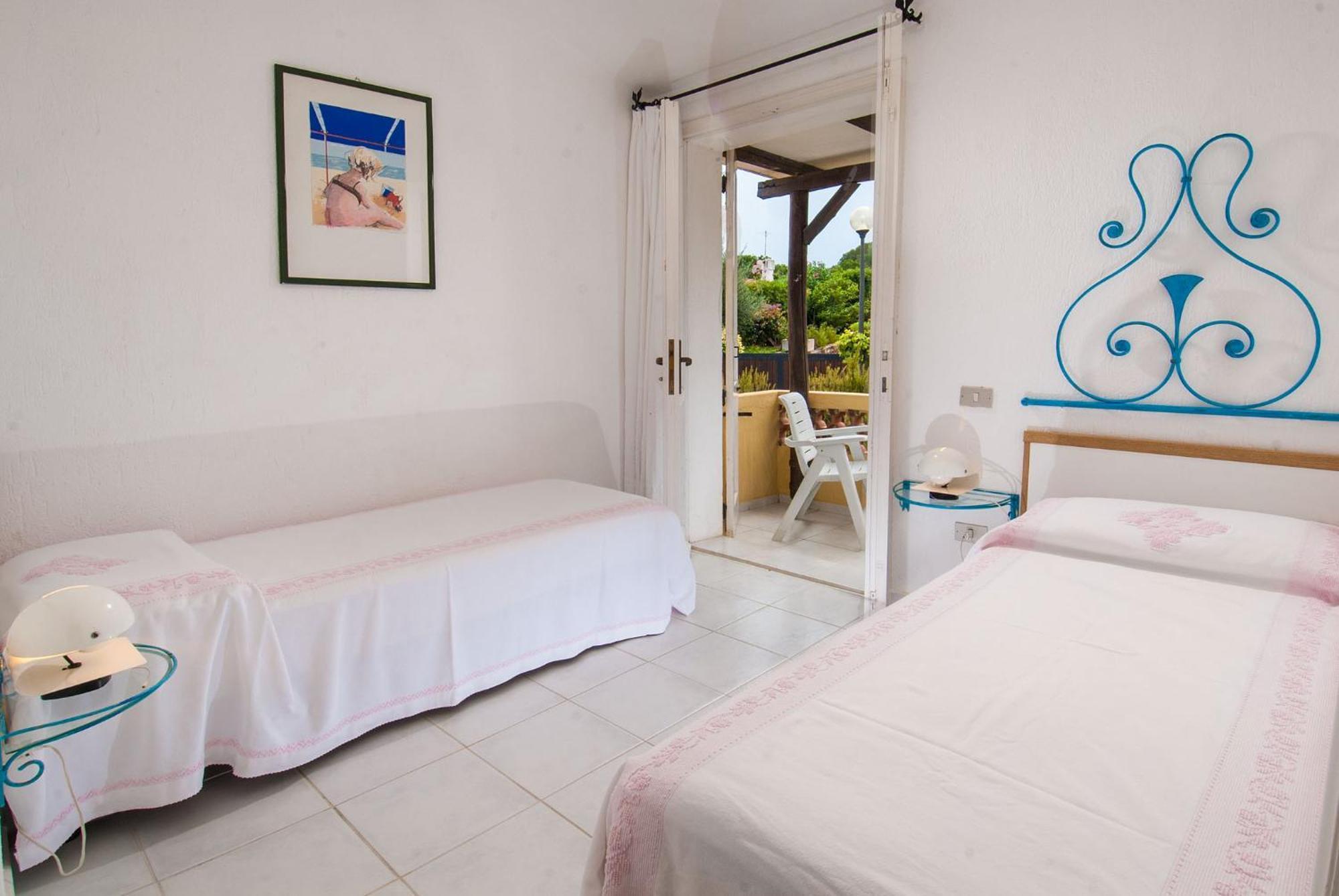 באיה סרדיניה Hotel Punta Est מראה חיצוני תמונה